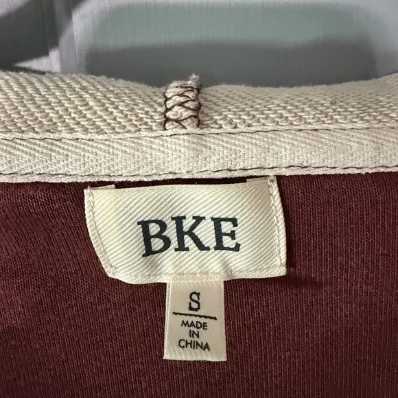 BKE Women's Maroon and Cream Cardigan - Picture 2 of 3